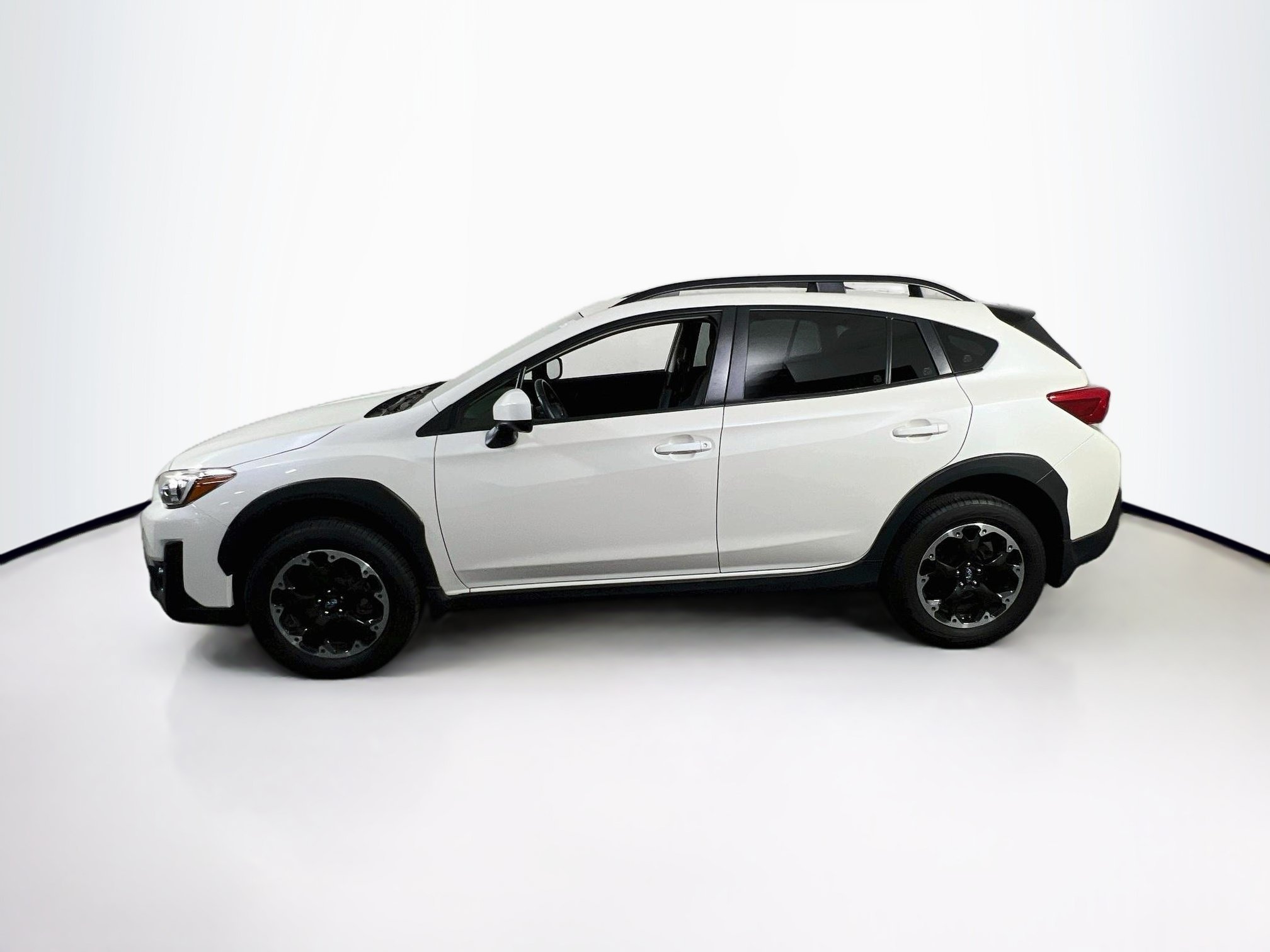 Used 2023 Subaru Crosstrek 2.0i Premium AWD/4WD image 8