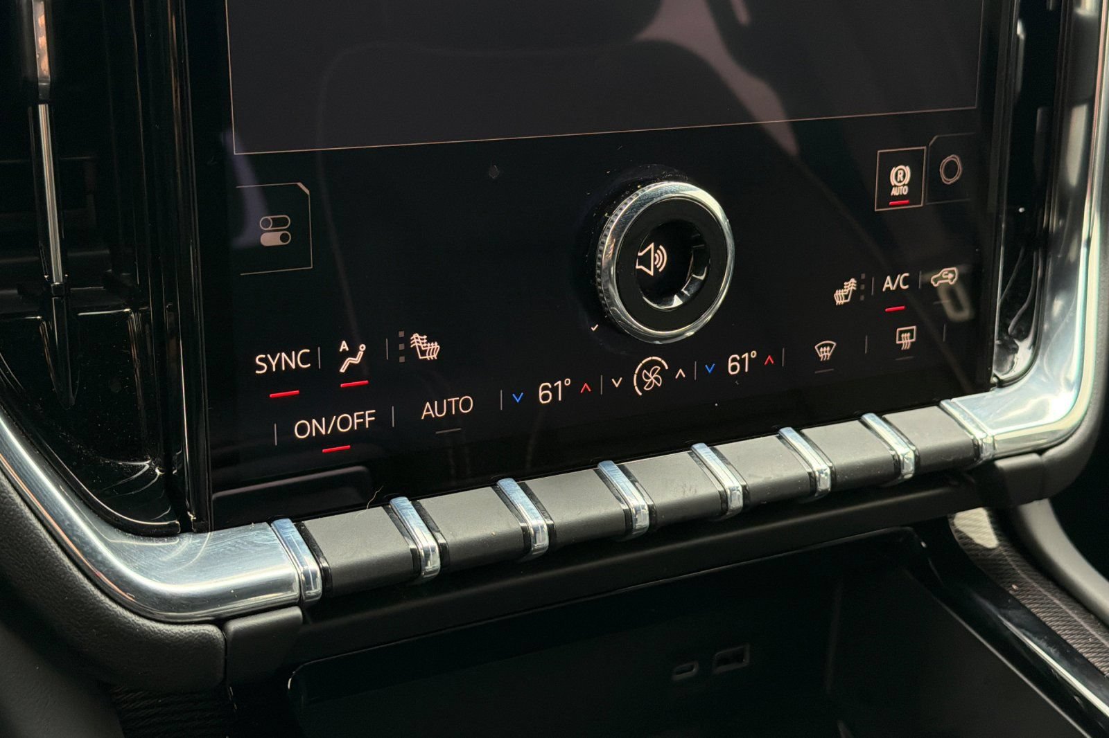 New 2026 GMC Yukon Elevation AWD/4WD image 25