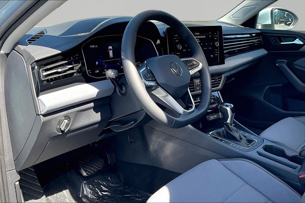 New 2026 Volkswagen Jetta SE image 17