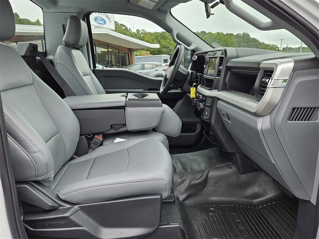 New 2026 Ford F250 XL image 12