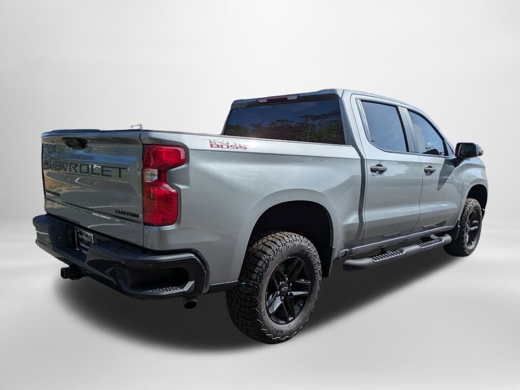 Used 2024 Chevrolet Silverado 1500 Custom Trail Boss w/ LPO, Dark Essentials Package image 4