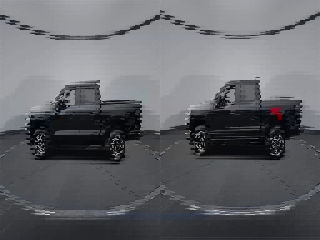 Certified 2023 Ford F150 Lightning Pro image 4