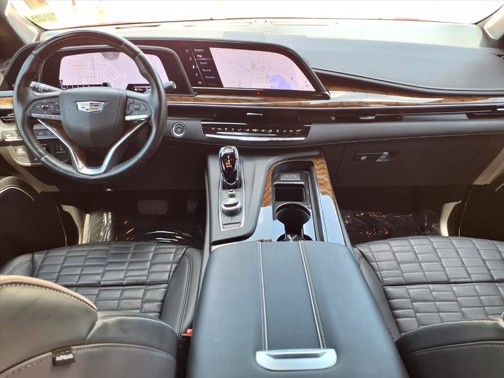 Certified 2023 Cadillac Escalade Premium Luxury Platinum w/ Heavy-Duty Trailer Package AWD/4WD image 16