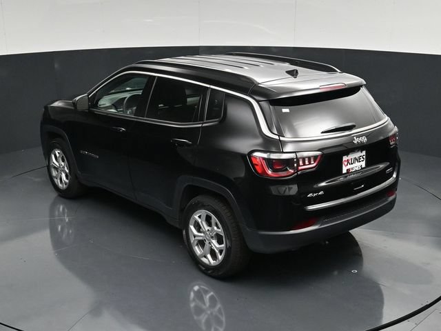 Certified 2024 Jeep Compass Latitude AWD/4WD image 52