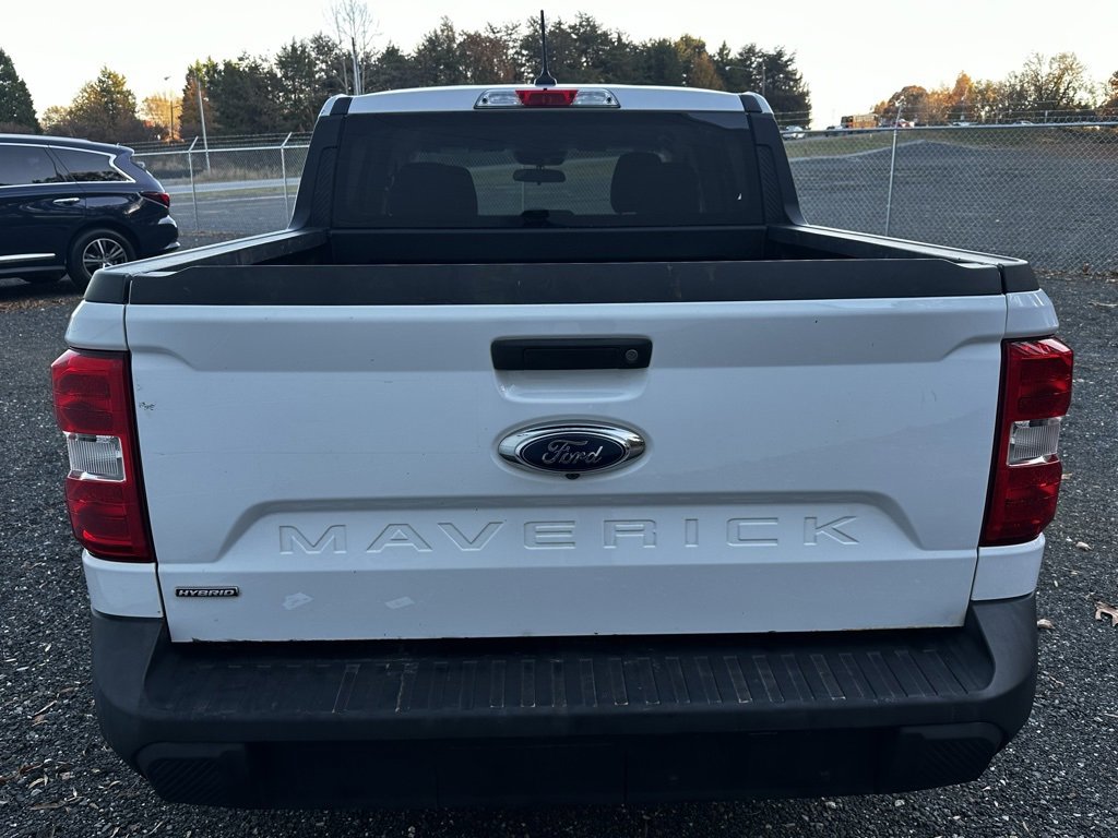 Used 2022 Ford Maverick XL image 5