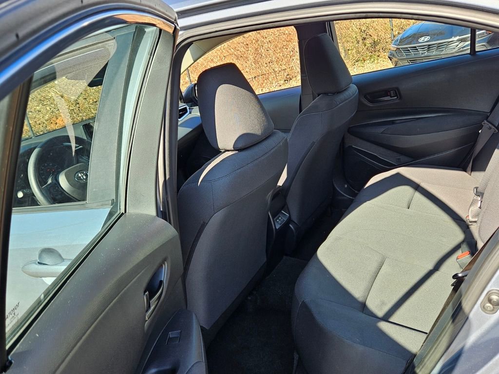 Used 2024 Toyota Corolla LE image 7