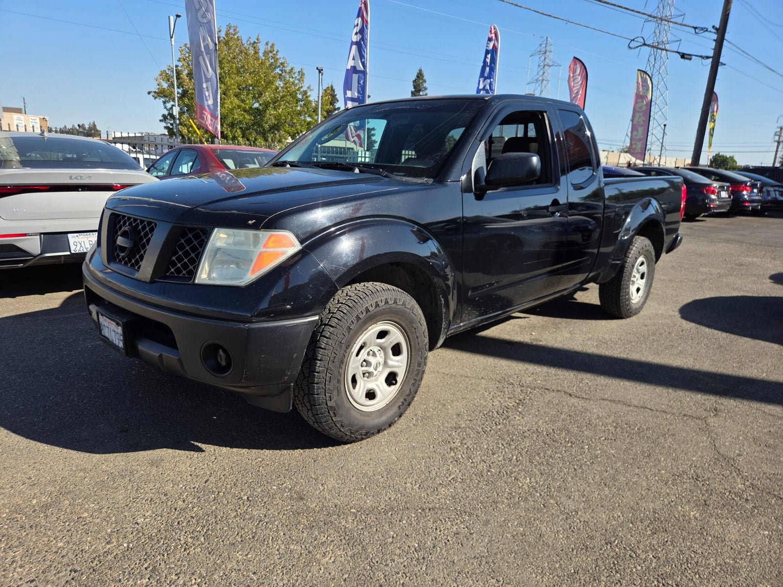 Used 2006 Nissan Frontier XE w/ (G01) XE Preferred Pkg RWD image 1