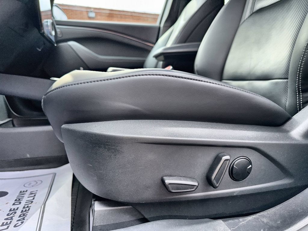 Used 2025 Ford Mustang Mach-E Premium AWD/4WD image 14