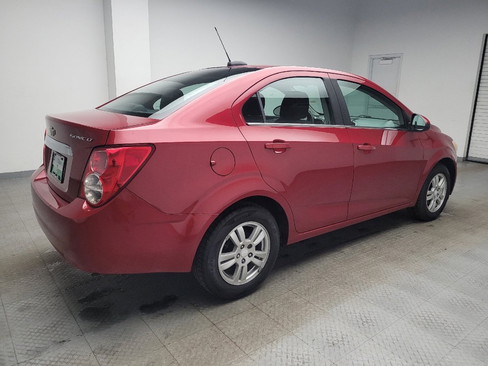 Used 2016 Chevrolet Sonic LT image 10