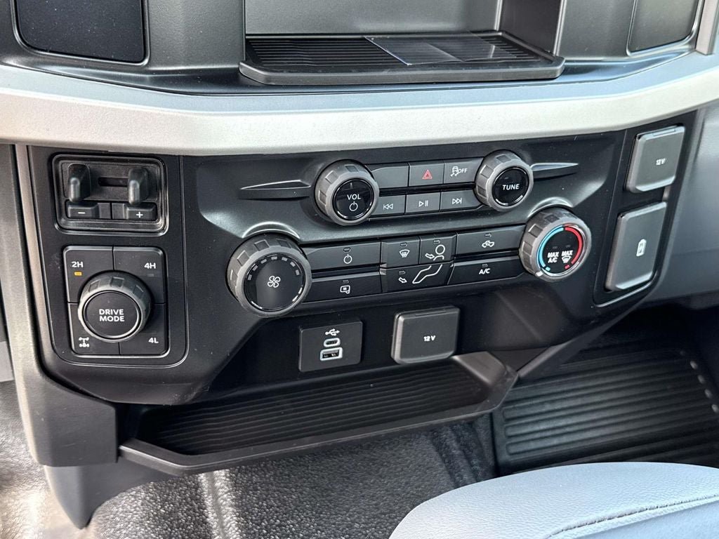 New 2026 Ford F350 XL w/ FX4 Off-Road Package AWD/4WD image 18