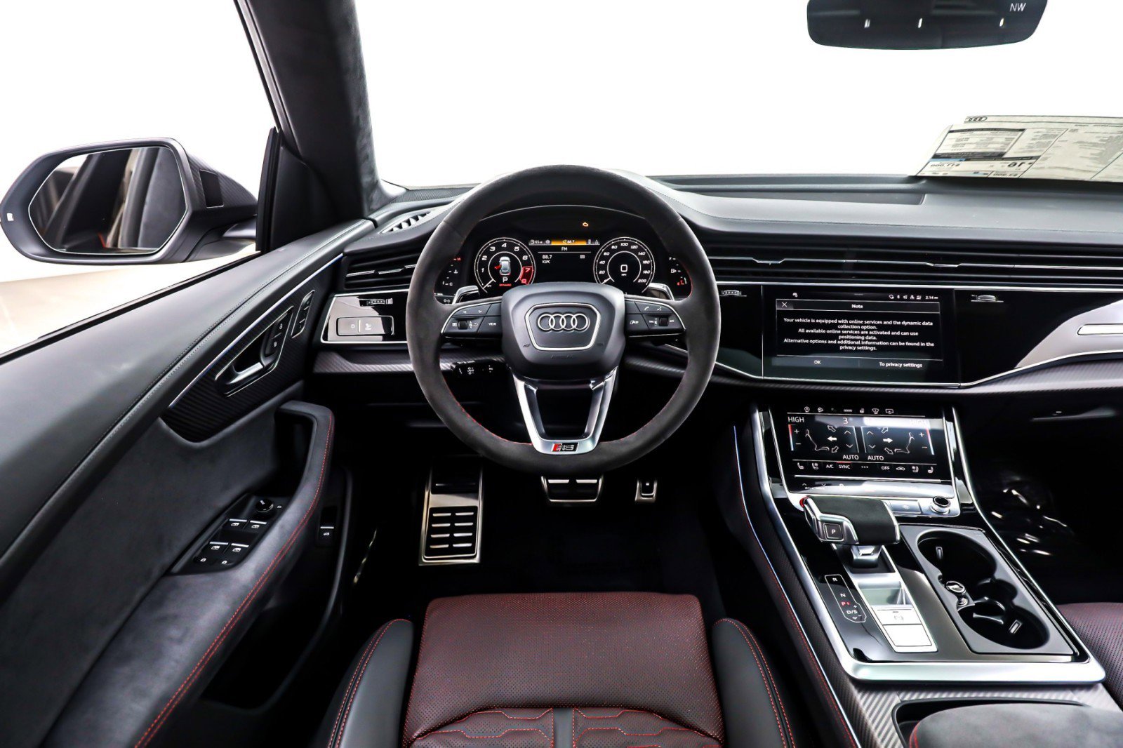 New 2026 Audi RS Q8 performance image 4