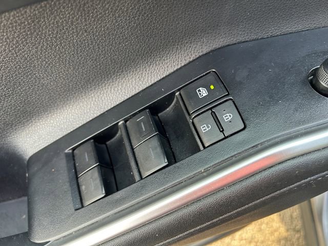 Certified 2024 Toyota Highlander XLE image 32