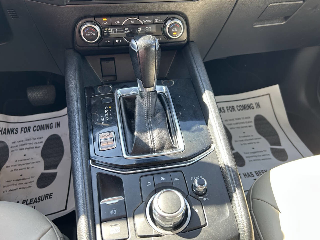 Used 2018 MAZDA CX-5 Touring w/ Preferred Equipment Package FWD image 16