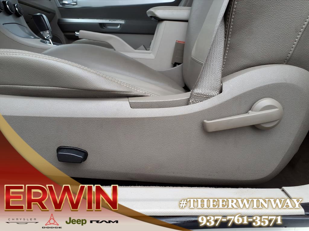 Used 2009 Chrysler Sebring Touring w/ Special Touring Group image 22