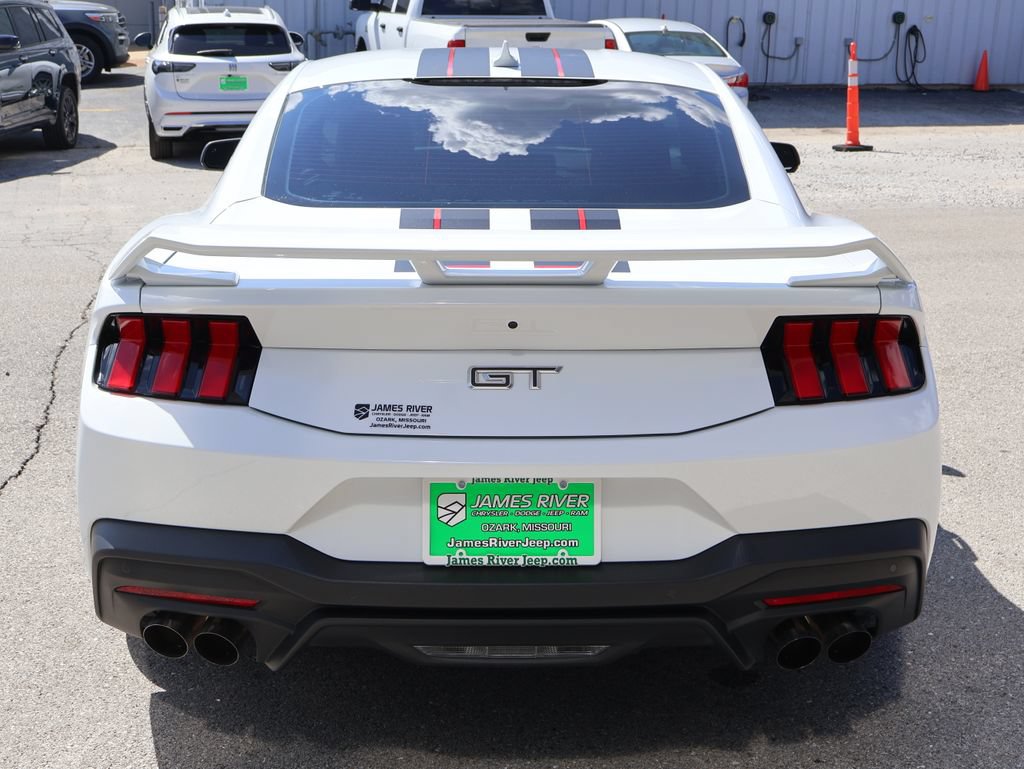 Used 2024 Ford Mustang GT Premium w/ GT Performance Package RWD image 4