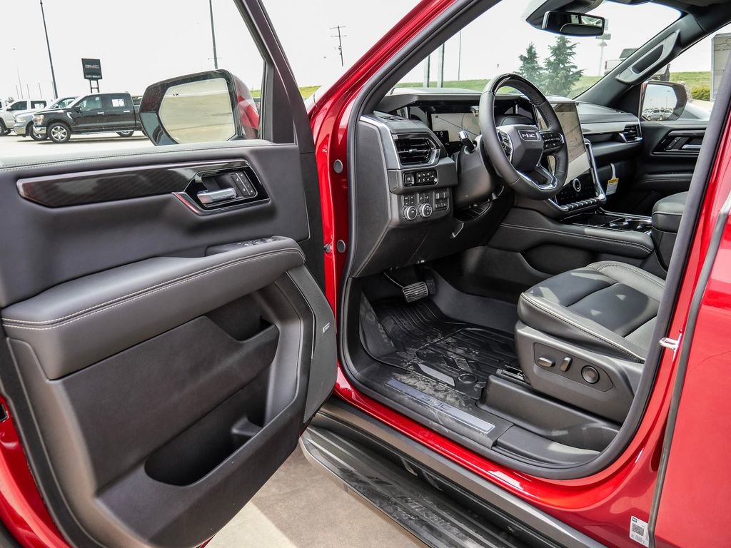 New 2026 GMC Yukon XL Elevation AWD/4WD image 29