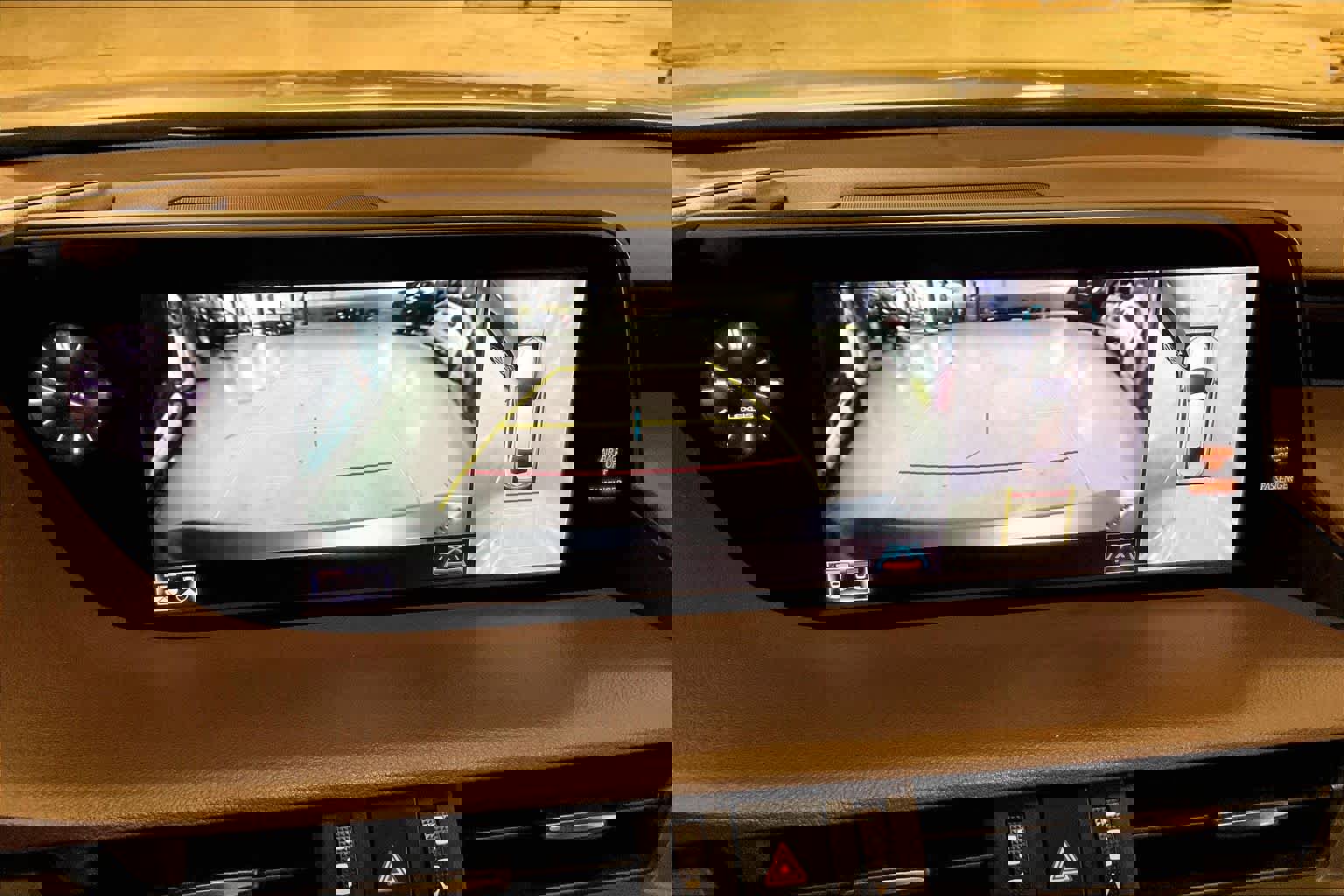 Used 2021 Lexus ES 300h Ultra Luxury w/ Accessory Package 2 image 28