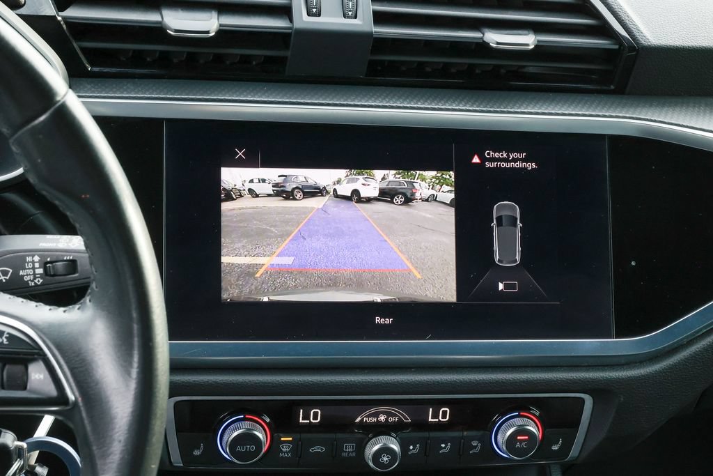 Used 2019 Audi Q3 2.0T Premium AWD/4WD image 10