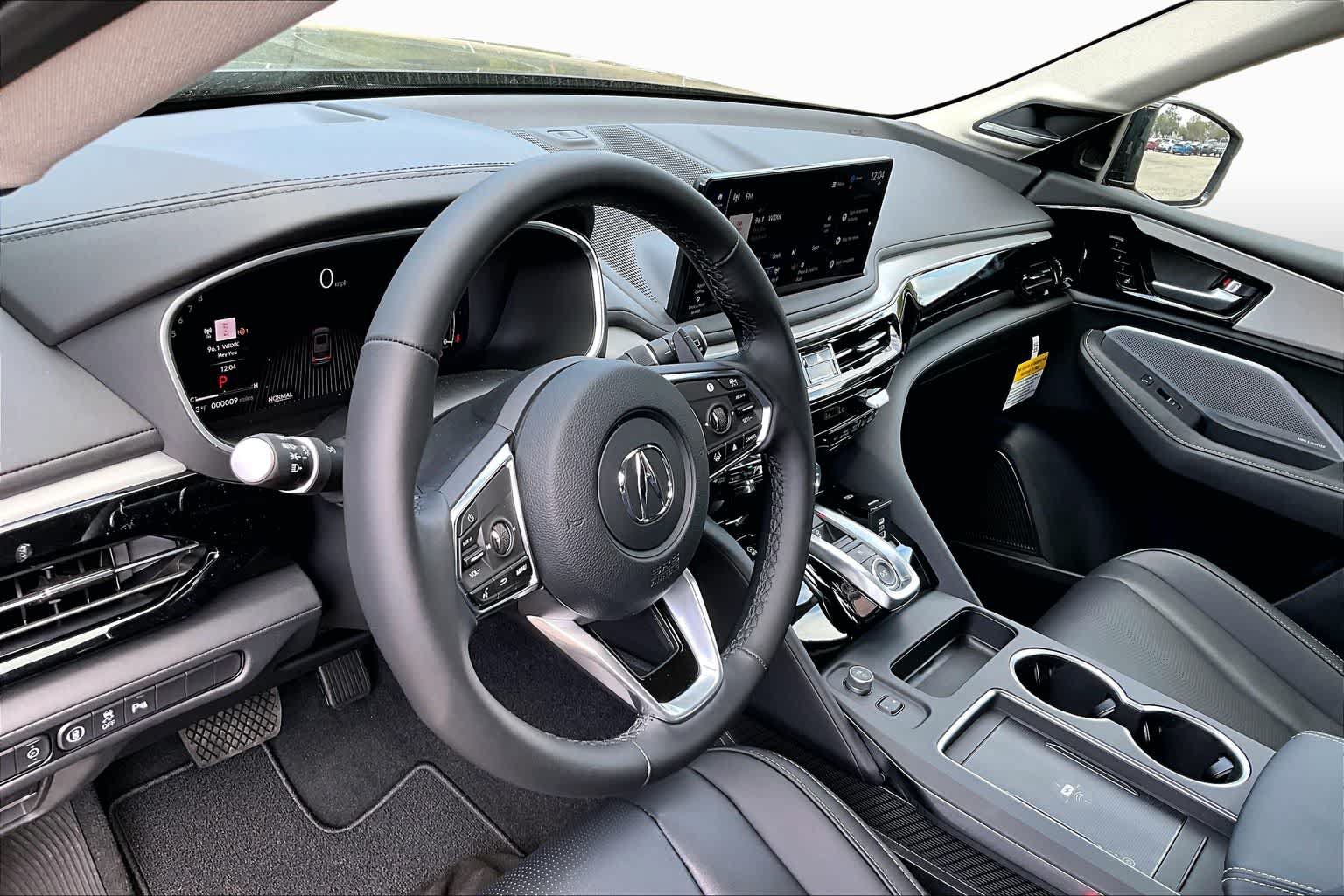 Certified 2026 Acura MDX w/ Technology Package FWD image 8