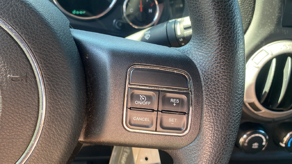 Used 2012 Jeep Wrangler Sport AWD/4WD image 18