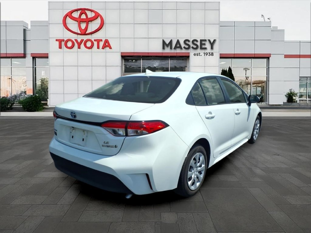 Used 2024 Toyota Corolla LE FWD image 4