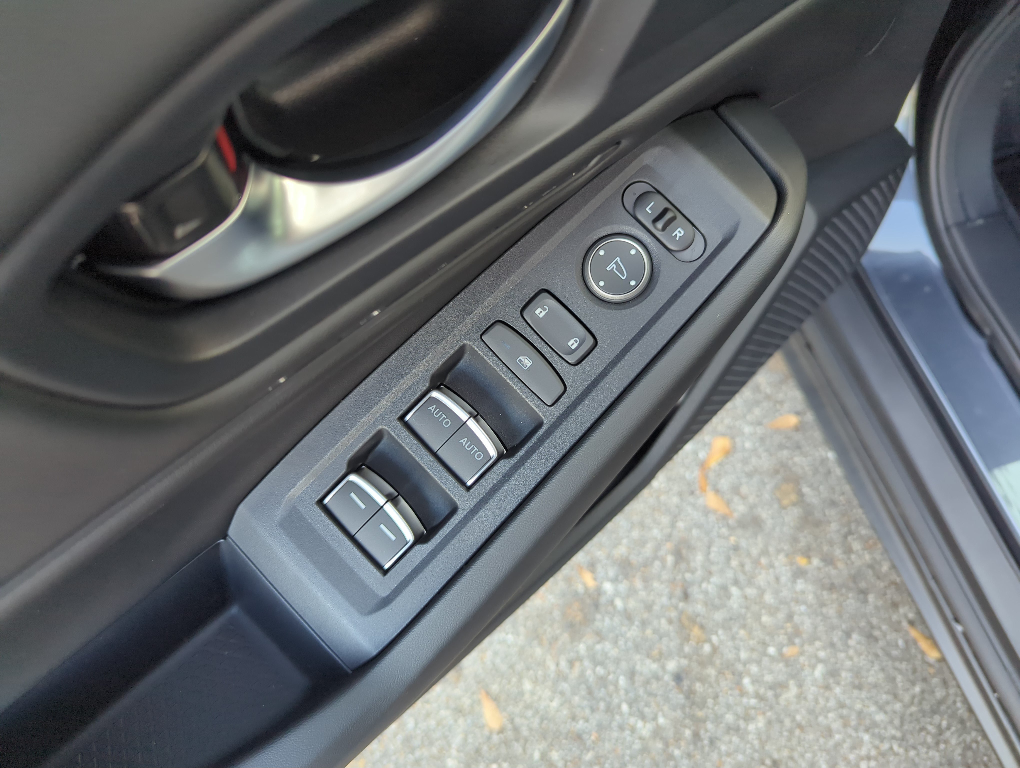 Certified 2025 Honda Accord SE image 17