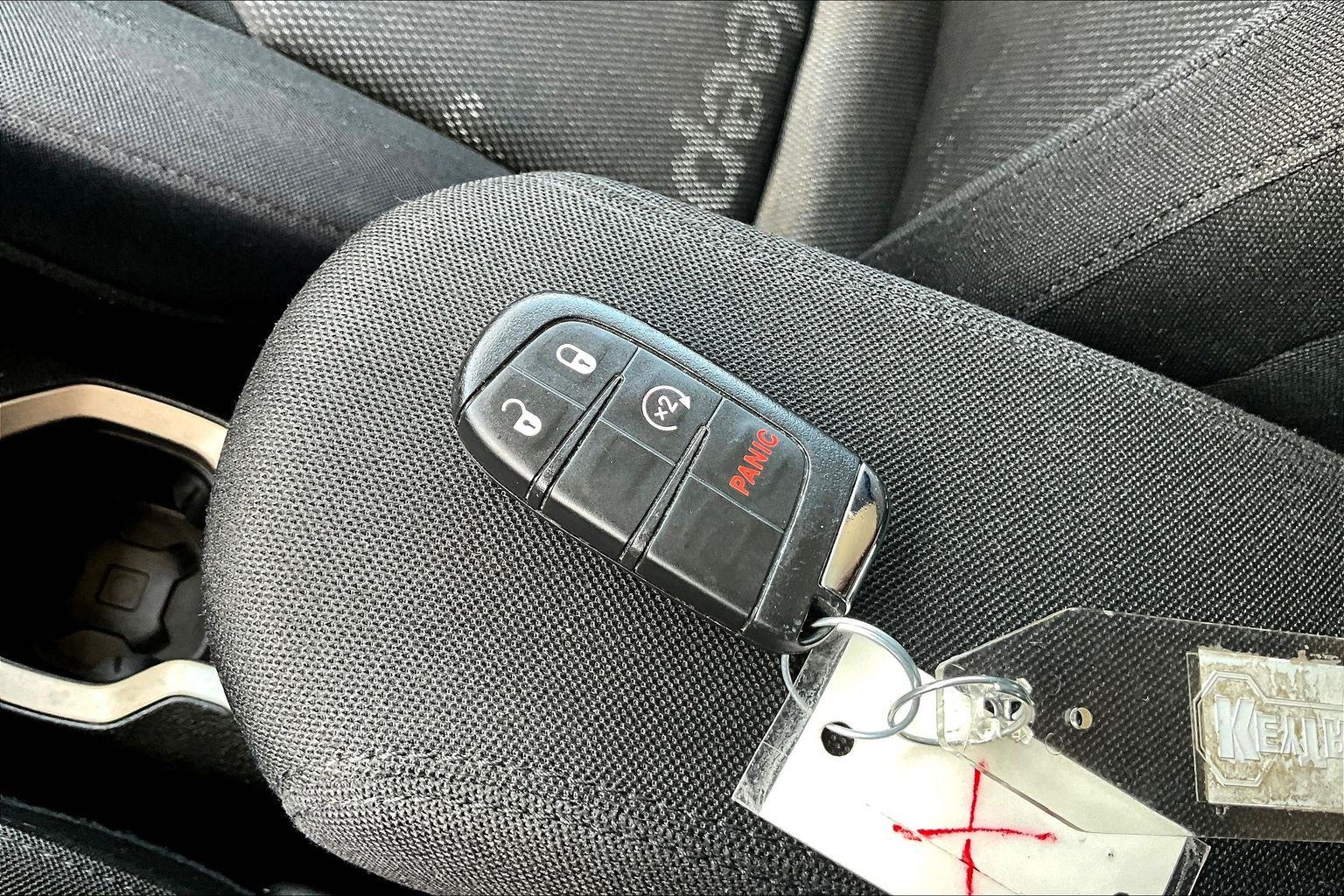 Used 2017 Jeep Renegade Sport w/ Power & Air Group FWD image 10
