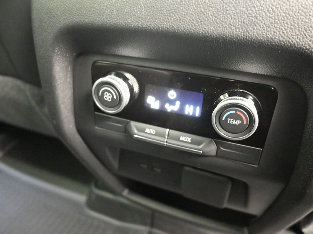 New 2026 Buick Enclave Preferred w/ Power Package image 9