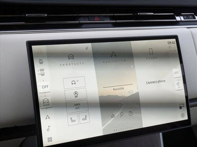 New 2026 Land Rover Range Rover Long Wheelbase SE AWD/4WD image 12