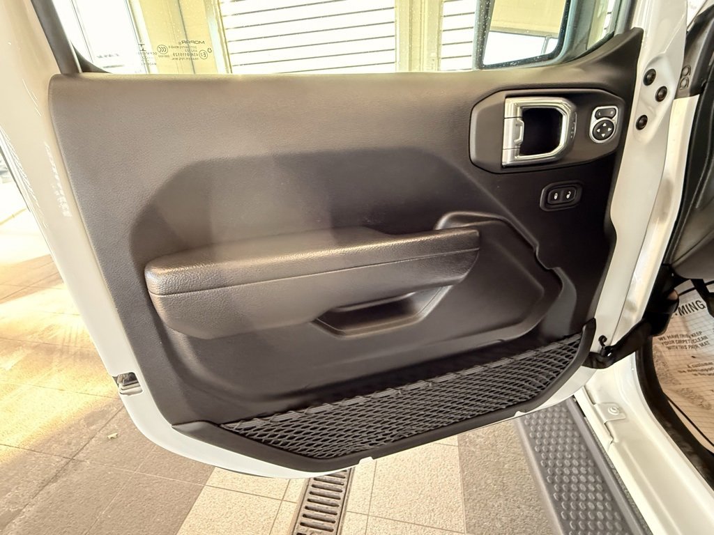 Certified 2022 Jeep Wrangler Unlimited Sport image 35