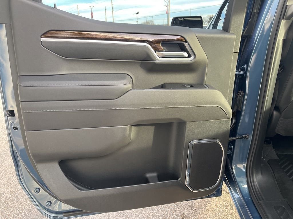 New 2026 GMC Sierra 1500 Elevation w/ Preferred Package AWD/4WD image 7