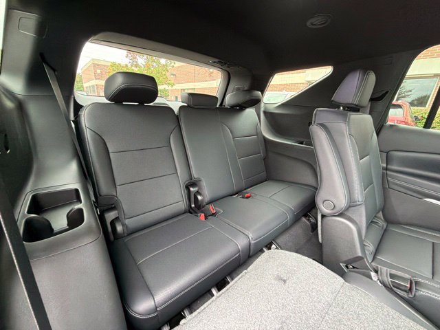 New 2027 Chevrolet Traverse LT AWD/4WD image 32