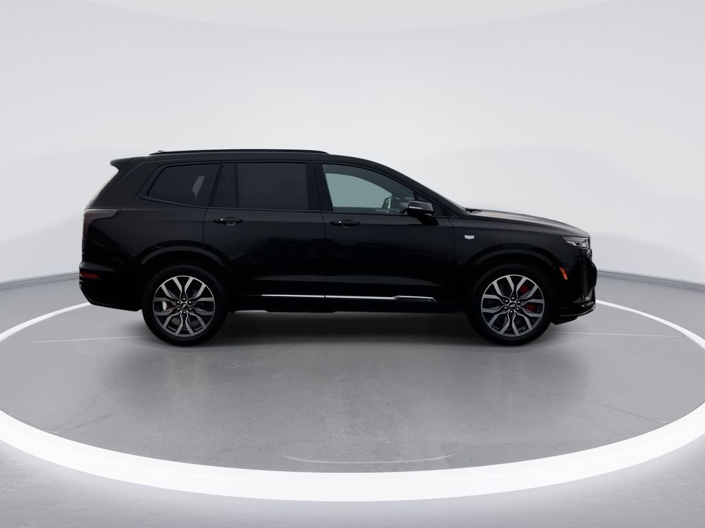 Used 2023 Cadillac XT6 Sport image 9