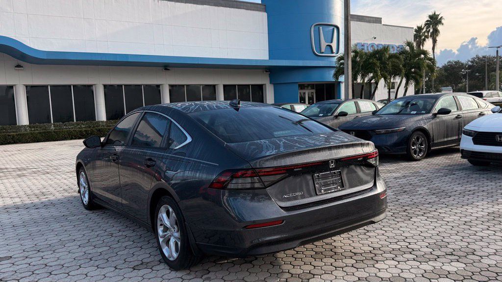 Used 2023 Honda Accord LX image 10