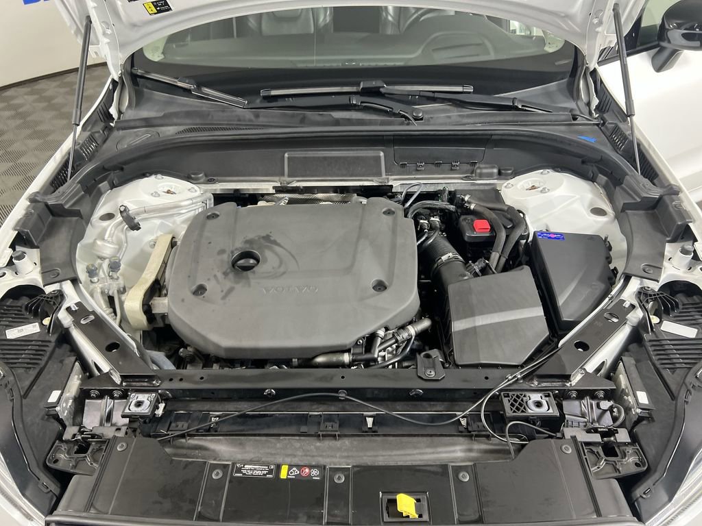 Used 2023 Volvo XC60 B6 Ultimate image 30