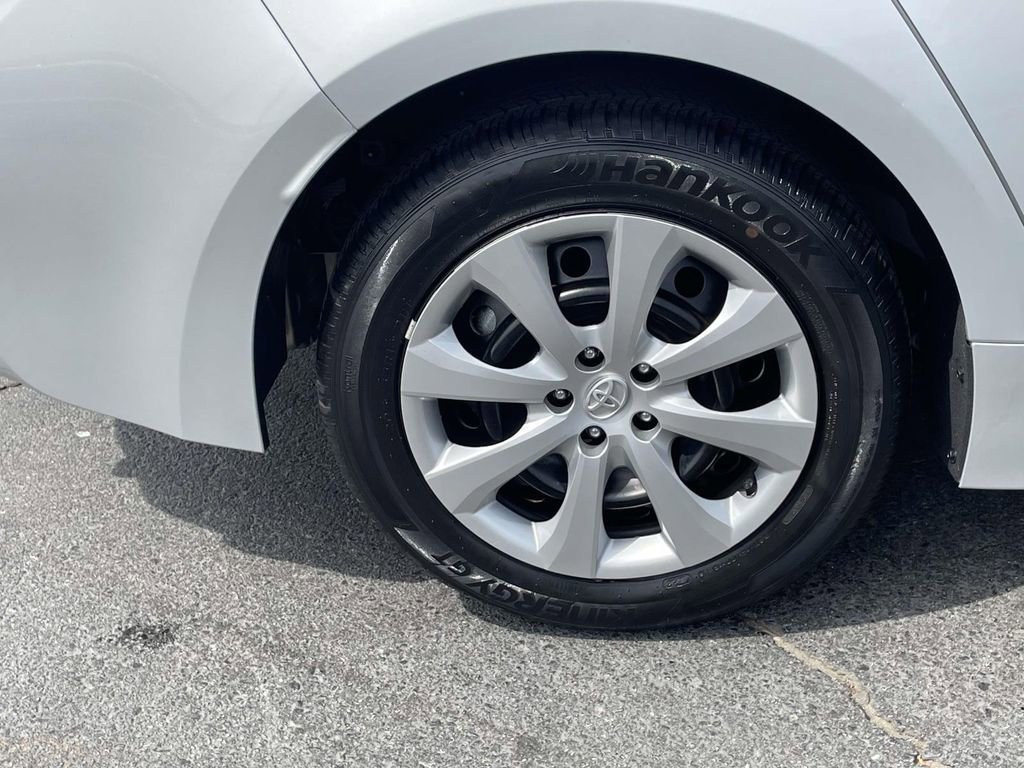 Used 2024 Toyota Corolla LE image 8