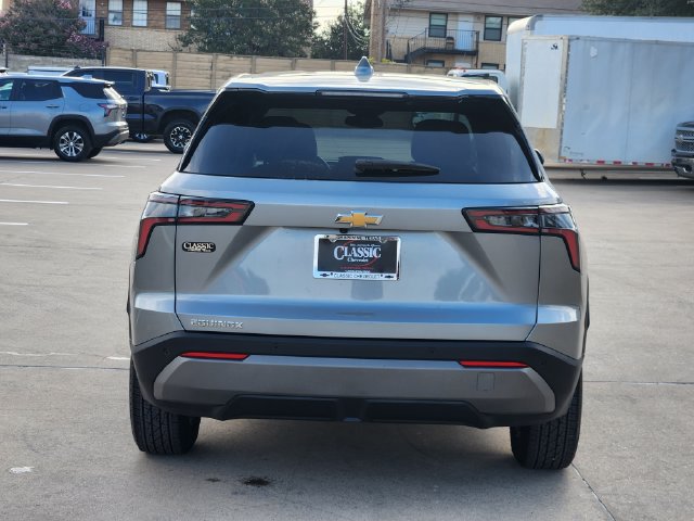 Used 2026 Chevrolet Equinox LT FWD image 13