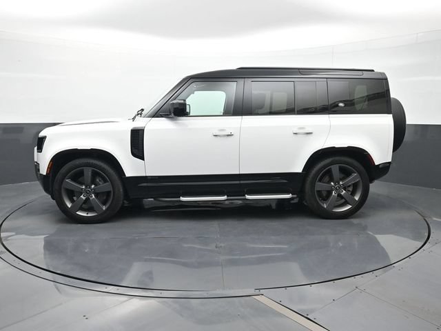 Used 2021 Land Rover Defender 110 X-Dynamic HSE AWD/4WD image 2