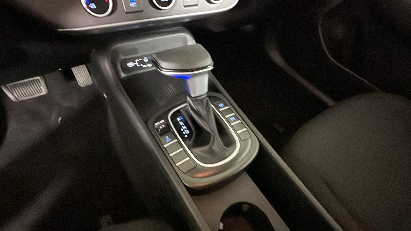 Certified 2024 Hyundai Kona SE AWD/4WD image 27