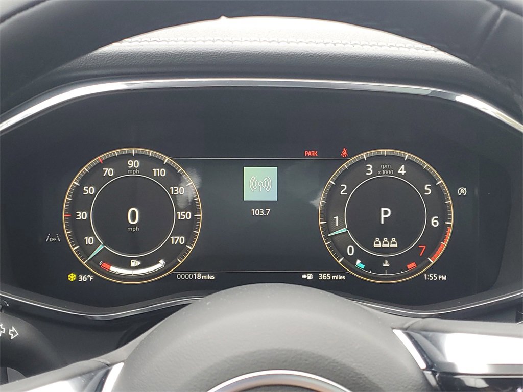 New 2025 Jaguar F-PACE R-Dynamic S image 18