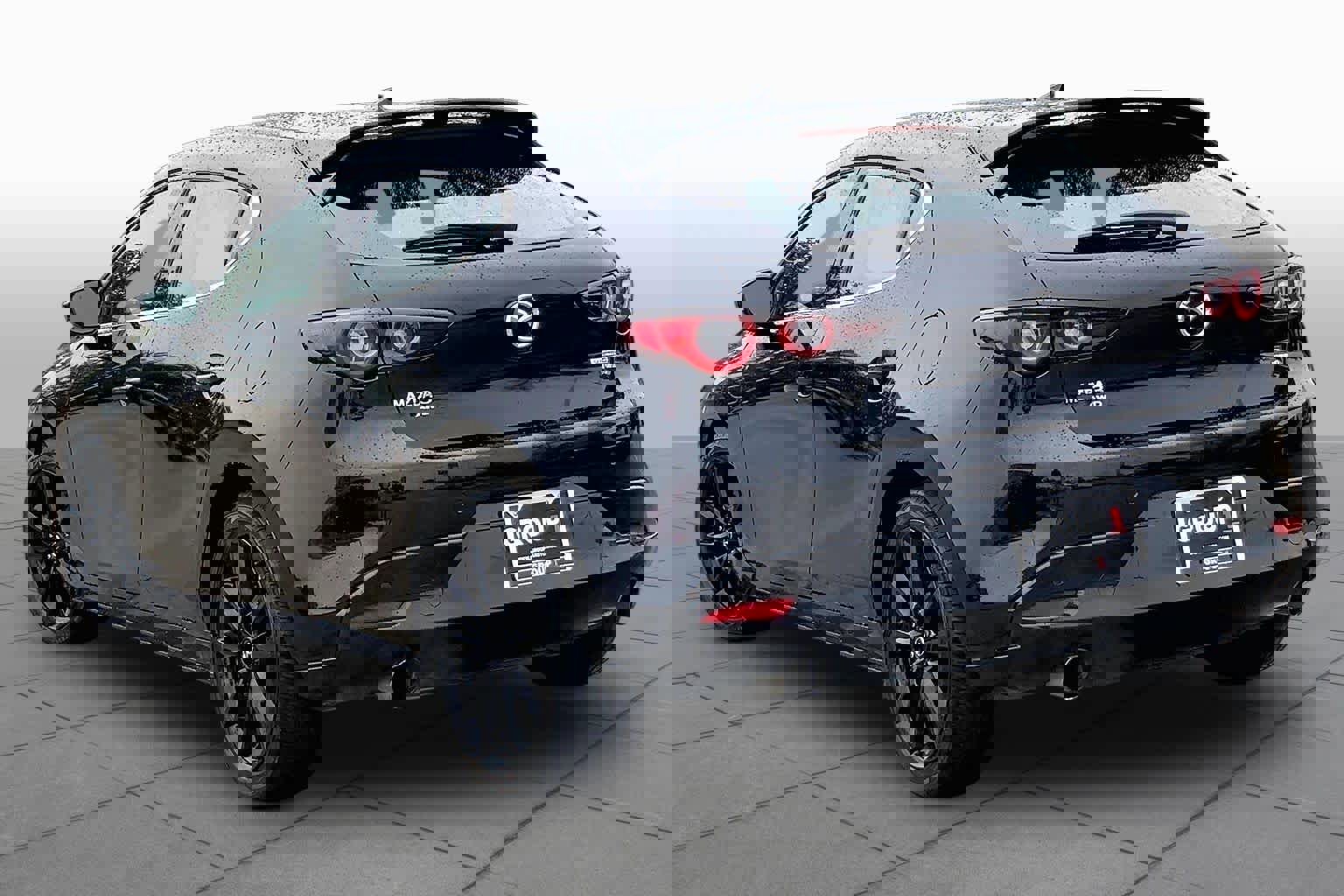 Used 2024 MAZDA MAZDA3 Hatchback w/Premium Plus Pkg AWD/4WD image 11