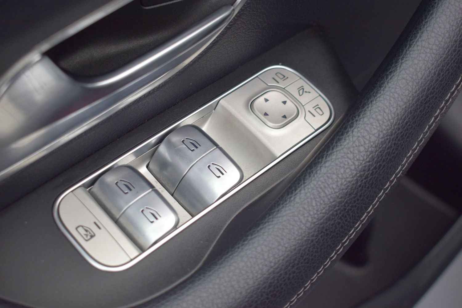 Used 2020 Mercedes-Benz GLE 350 4MATIC image 18