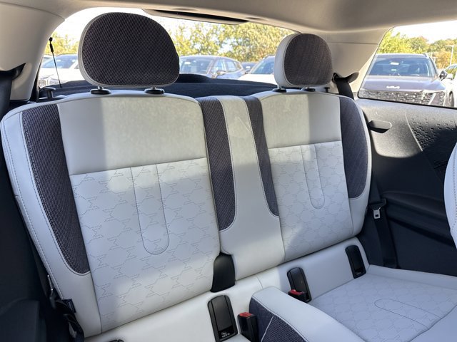 Used 2025 MINI Cooper S image 17