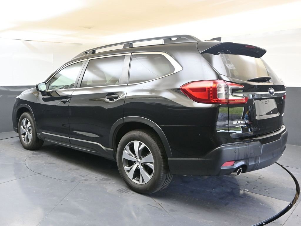 Certified 2024 Subaru Ascent Premium w/ Convenience Package image 3