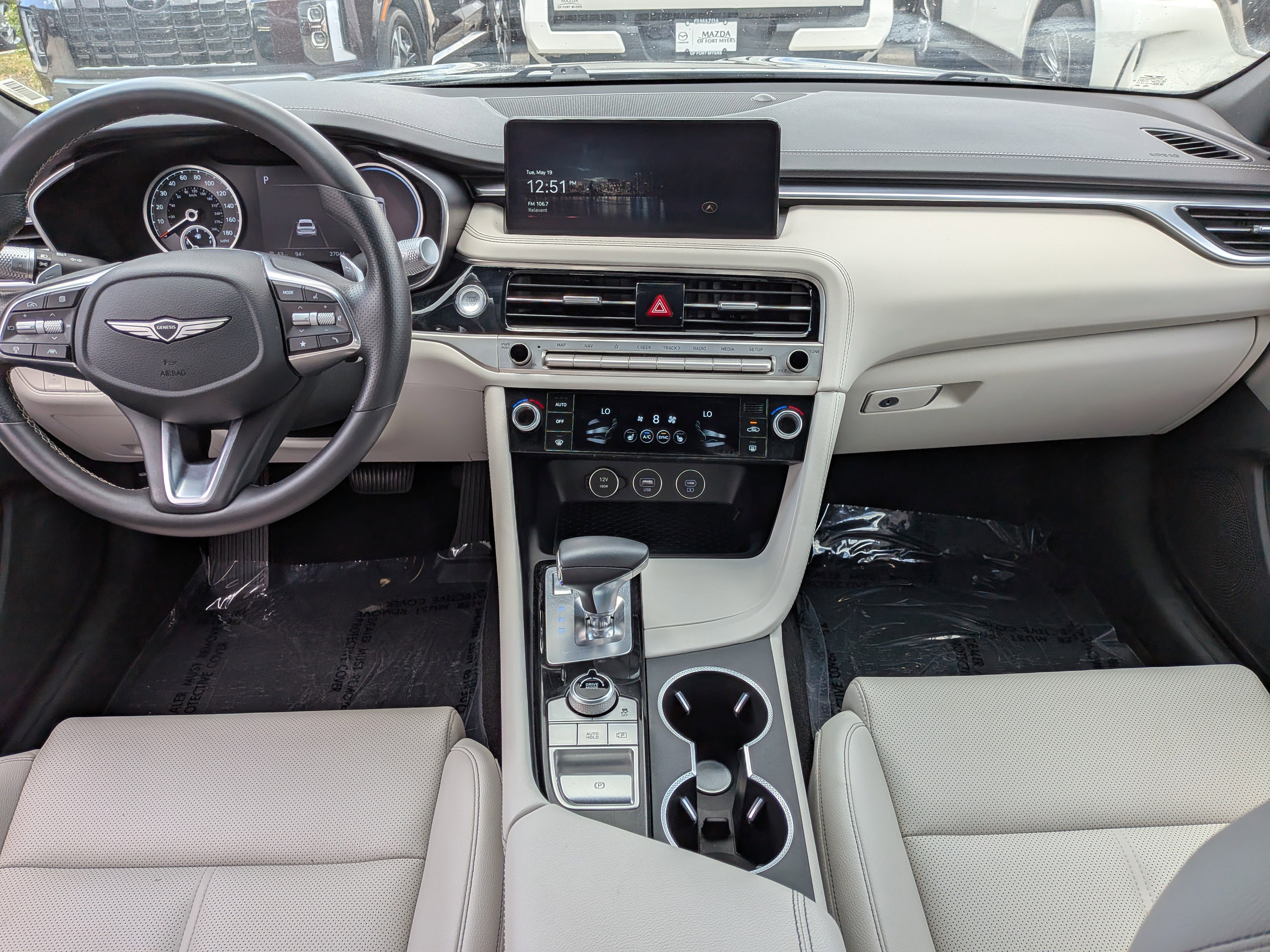 Used 2025 Genesis G70 2.5T RWD image 16