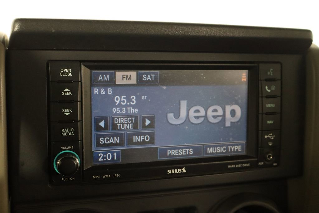 Used 2008 Jeep Wrangler Unlimited Rubicon w/ PWR Convenience Group image 22