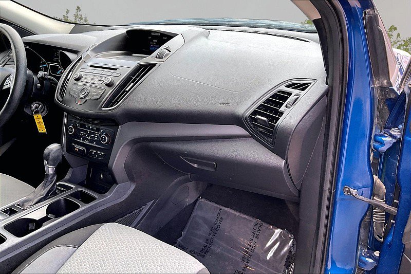 Used 2017 Ford Escape SE AWD/4WD image 25