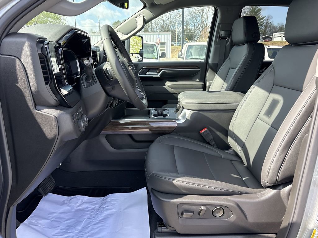 New 2026 Chevrolet Silverado 2500 LT image 21