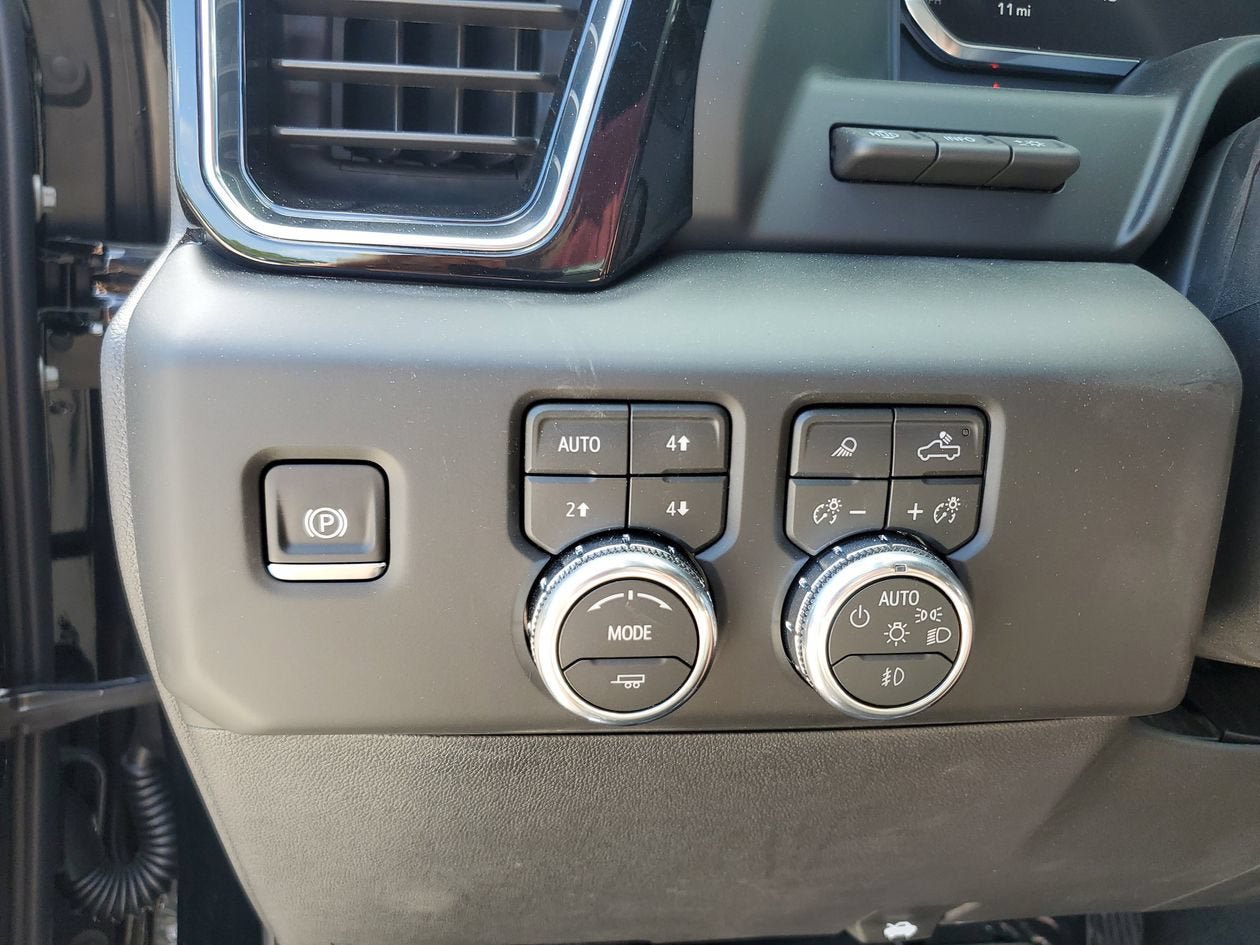 New 2026 GMC Sierra 1500 Denali w/ Denali Reserve Package AWD/4WD image 31