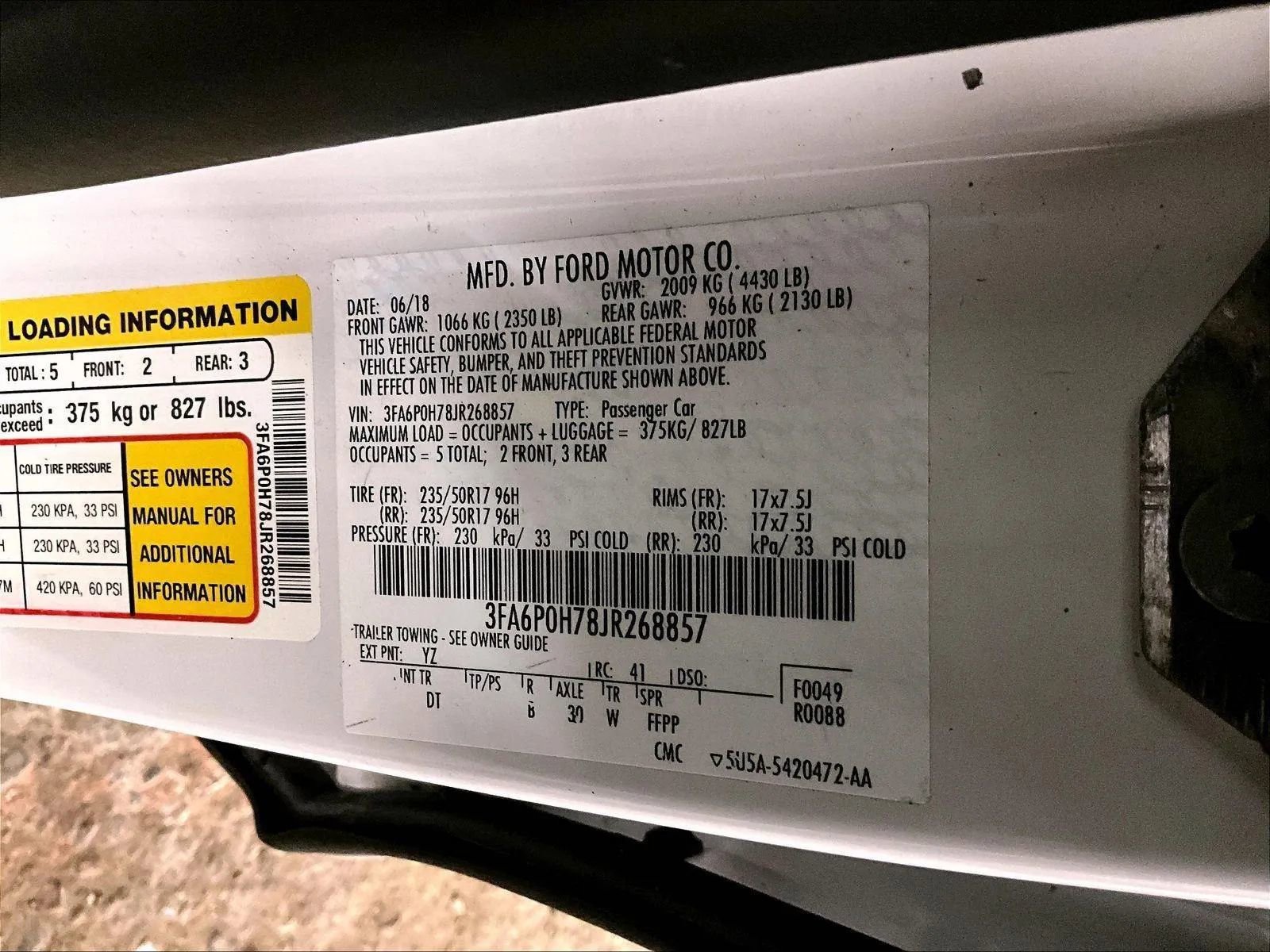 Used 2018 Ford Fusion SE FWD image 32